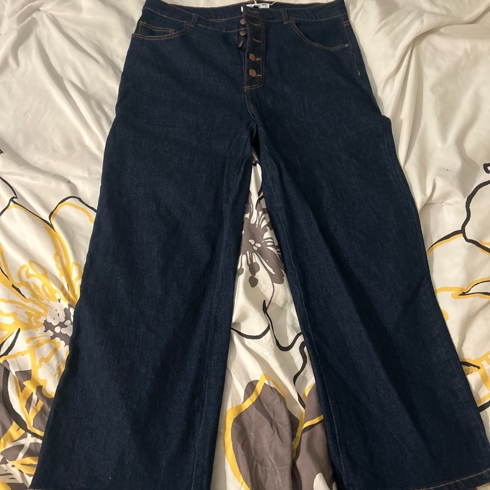 50b) women’s dark blue Just Fab size 32 jeans